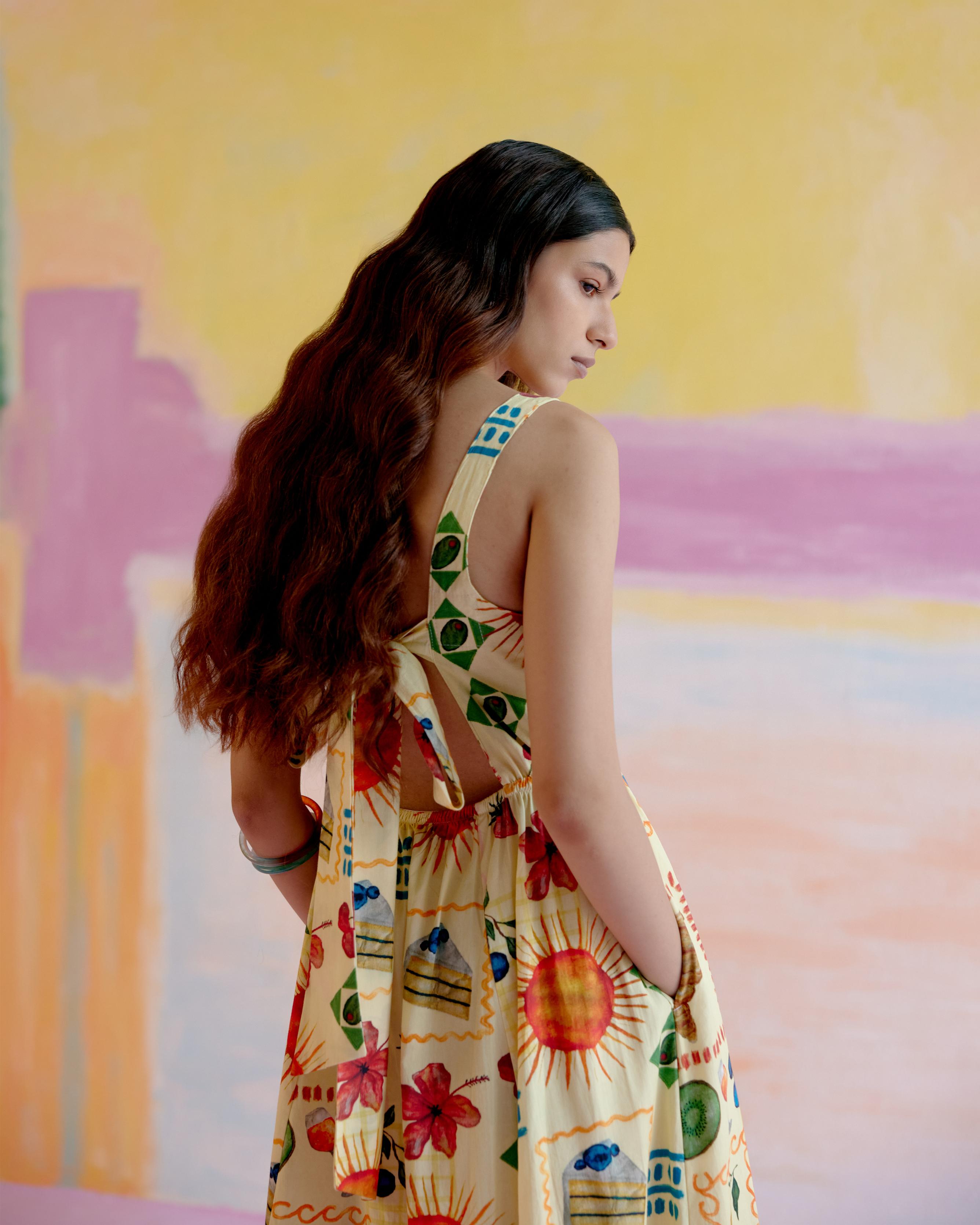 Take it easy maxi dress in Aloha Print Yellow  Happ Space